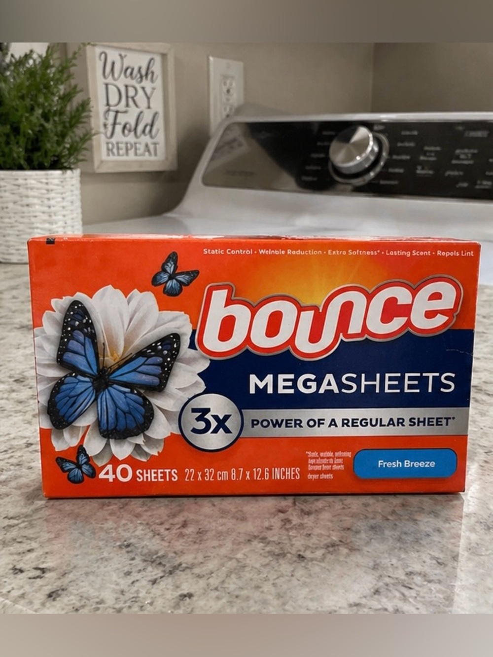 Bounce MegaSheets Fresh Breeze Dryer Sheets 40 Count Laundry Fabric Softener